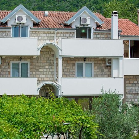Apartmani Krgusic Tivat Eksteriør bilde