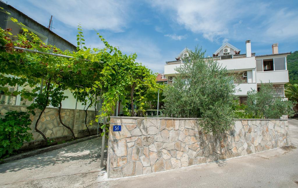 Apartmani Krgusic Tivat Eksteriør bilde